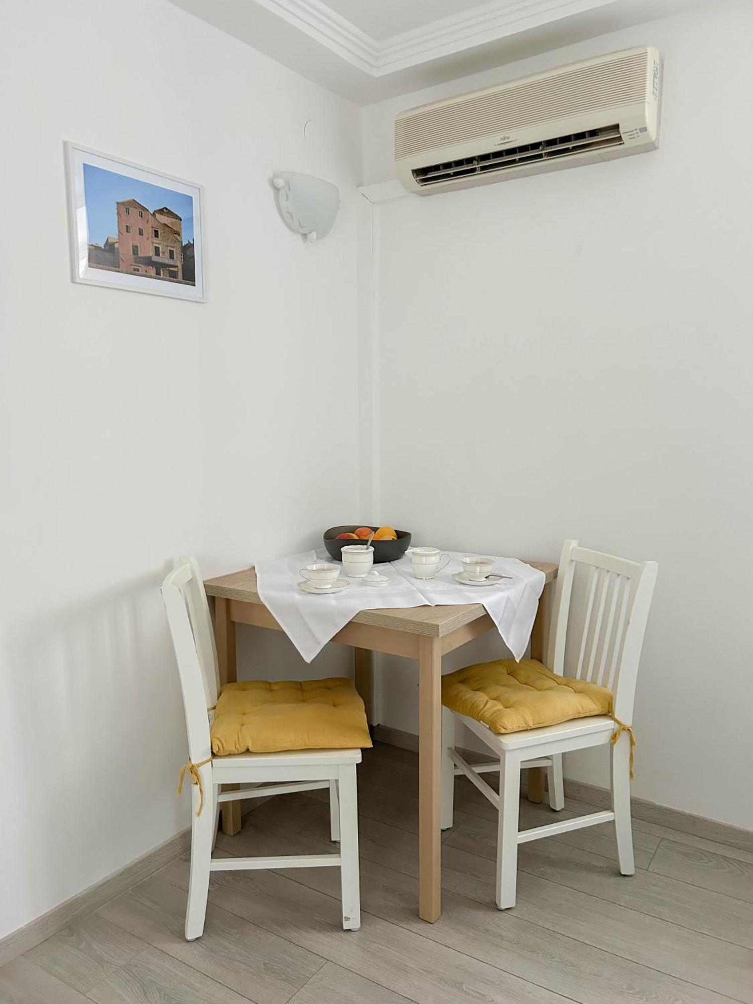 Iza Roka Apartments Ragusa Esterno foto